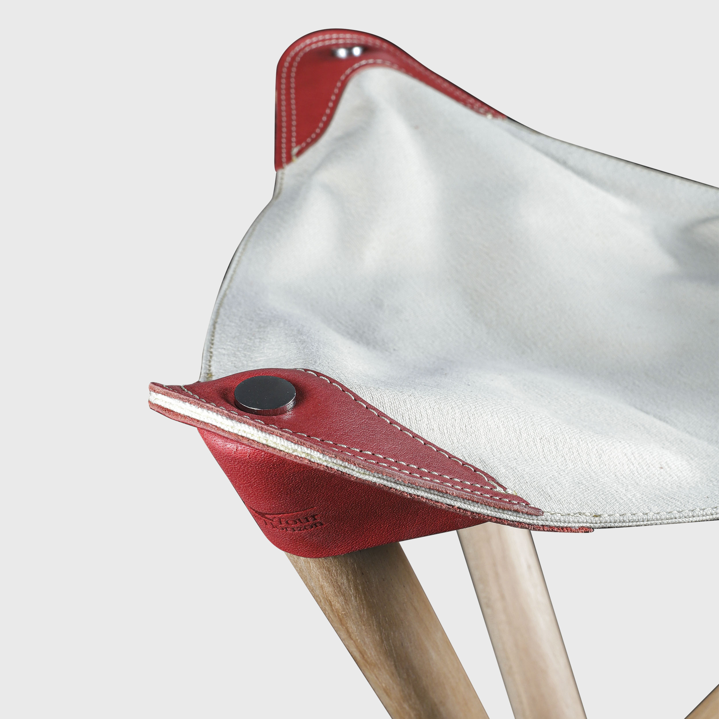 LEATHER HUNTER SEAT - Image 3