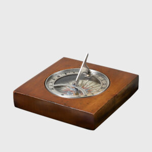 EQUINOCTAL SUNDIAL